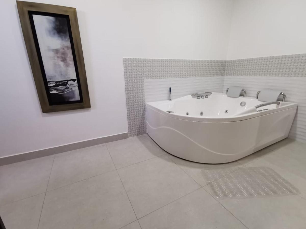 Hotel Torre Del Prado بارانكويلا المظهر الخارجي الصورة