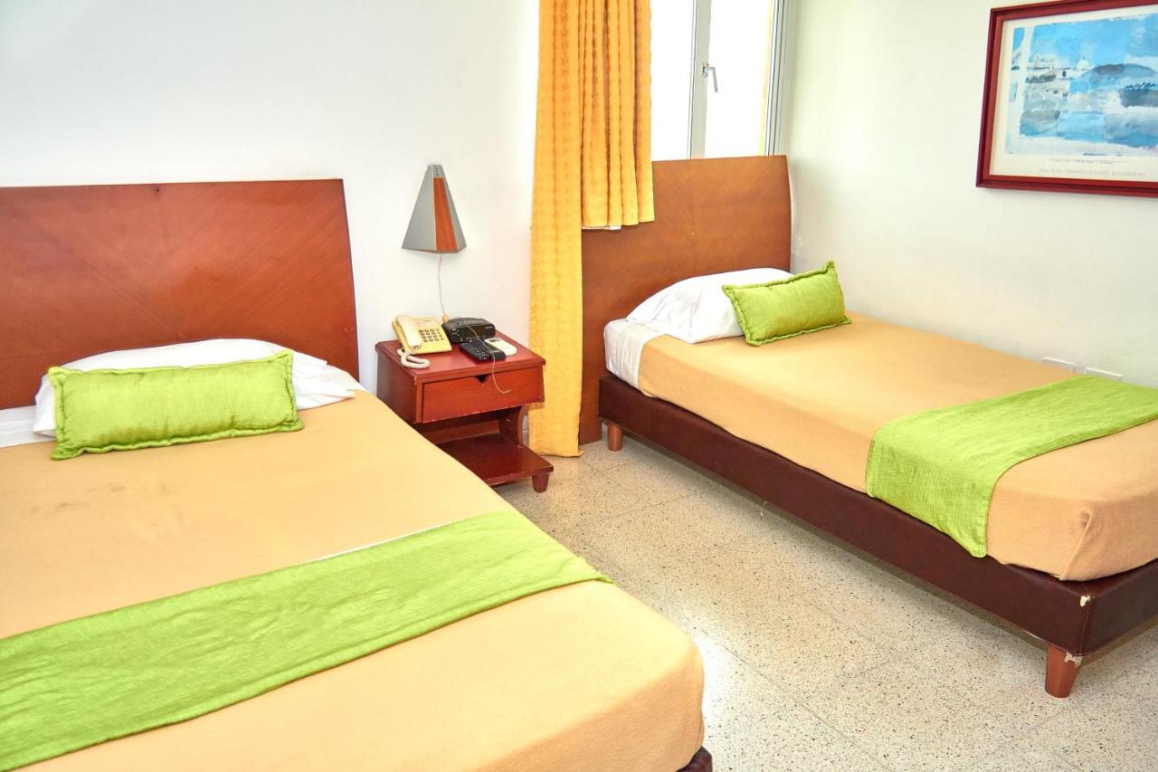 Hotel Torre Del Prado بارانكويلا المظهر الخارجي الصورة