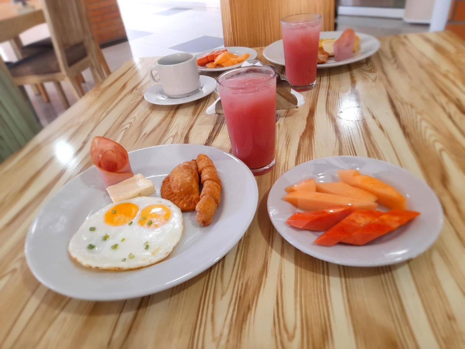 Hotel Torre Del Prado بارانكويلا المظهر الخارجي الصورة